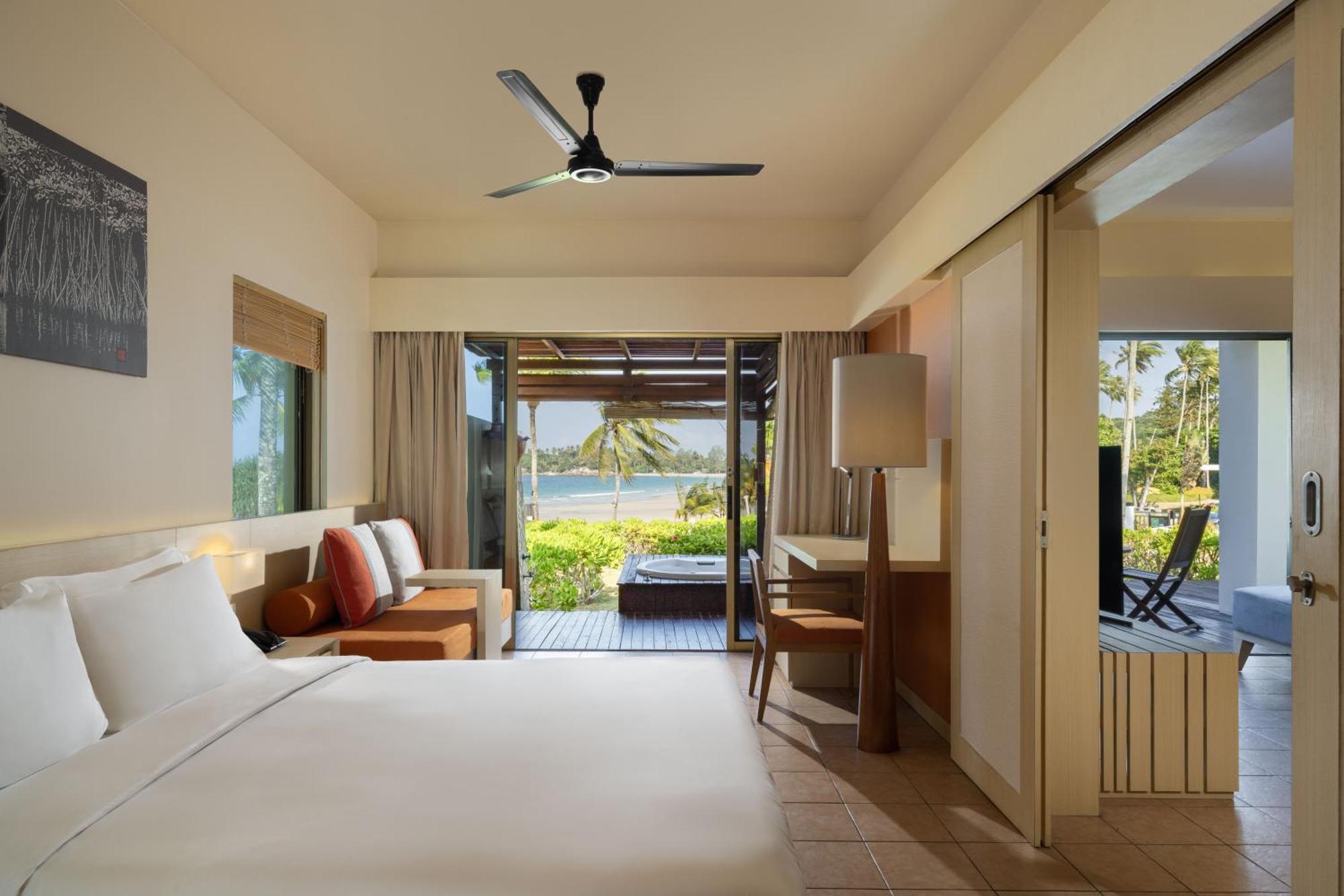 Angsana Bintan Hotel Lagoi Bagian luar foto