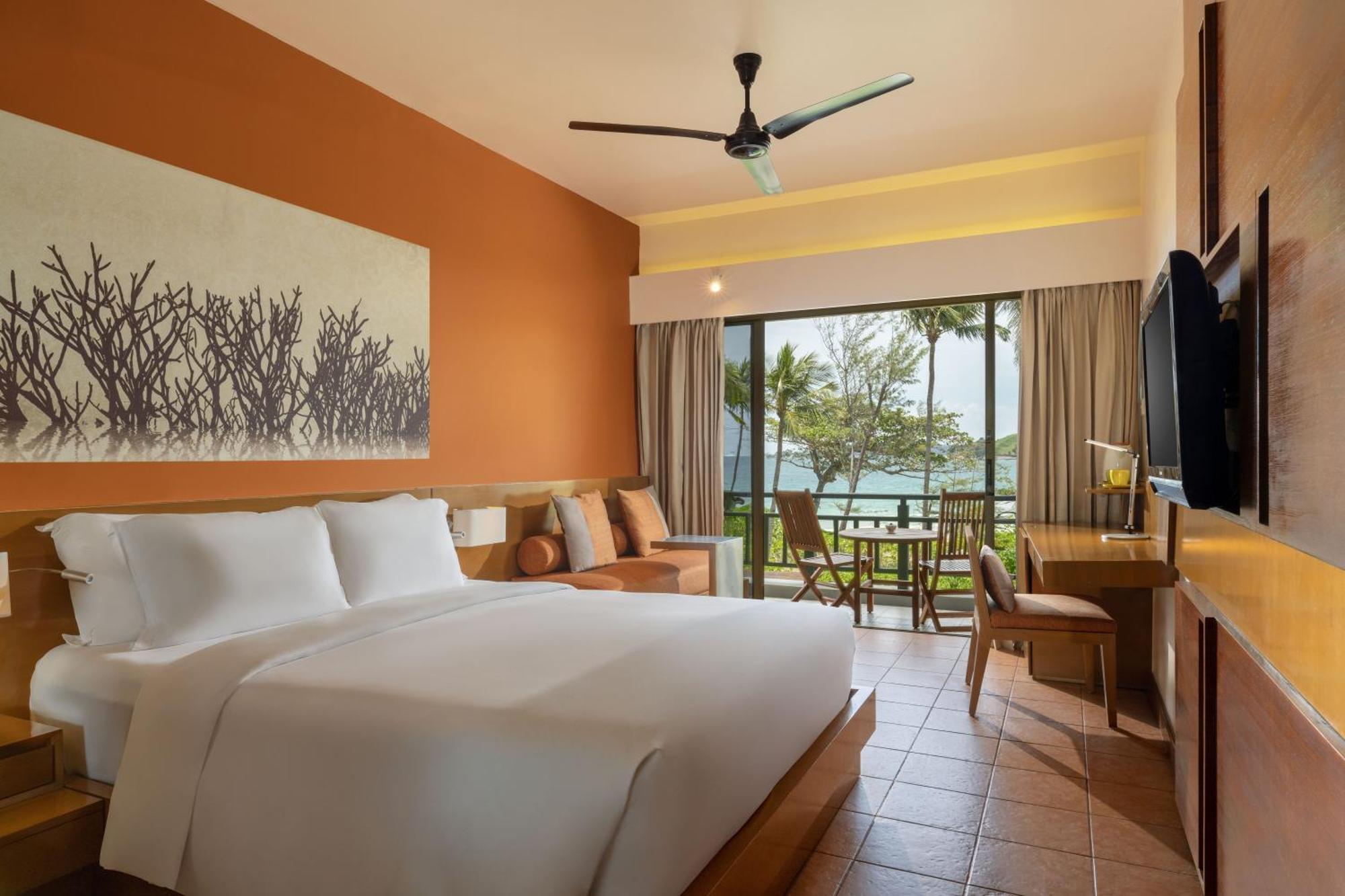 Angsana Bintan Hotel Lagoi Bagian luar foto